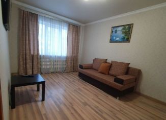 Аренда двухкомнатной квартиры, 45 м2, Тюмень, улица Щорса, 7А