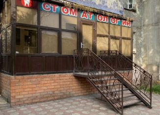 Продается торговая площадь, 43 м2, Махачкала, проспект Али-Гаджи Акушинского, 30, Кировский внутригородской район