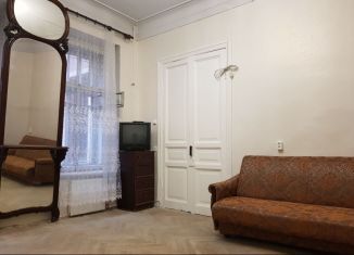 Сдача в аренду комнаты, 19 м2, Санкт-Петербург, 16-я линия Васильевского острова, 19, муниципальный округ № 7