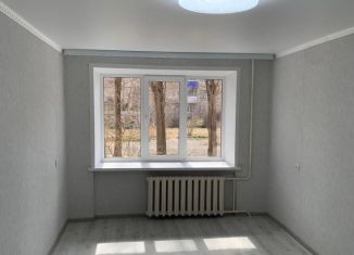 Продаю 1-комнатную квартиру, 31 м2, Новотроицк, улица Гагарина, 5А