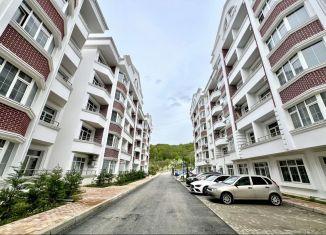 Продается 2-ком. квартира, 49 м2, Сочи, улица Ленина, 290/7к6, ЖК Курортный