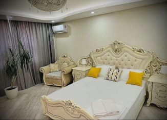 Сдам в аренду комнату, 40 м2, село Мариинский, Лазурная улица, 23