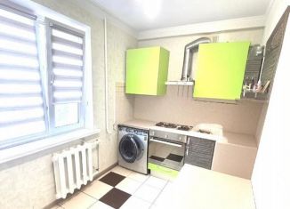 Продается трехкомнатная квартира, 59 м2, Туймазы, улица Комарова, 12