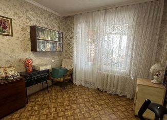 Продаю 2-комнатную квартиру, 49.6 м2, Владикавказ, улица Астана Кесаева, 20, 10-й микрорайон