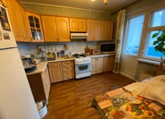 Продаю 3-ком. квартиру, 77.8 м2, Москва, 1-я Мелитопольская улица, 10, ЮЗАО