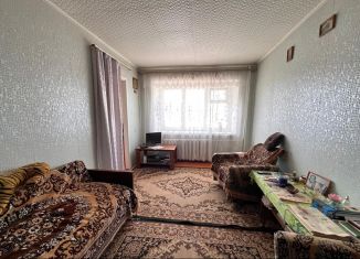 Продаю 3-ком. квартиру, 54.3 м2, Азнакаево, улица Ямашева, 5