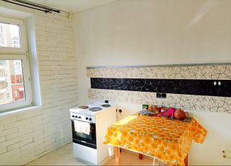 Продается 2-ком. квартира, 52 м2, Челябинск, улица 250-летия Челябинска, 32