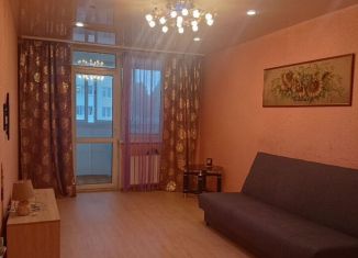 Сдам в аренду 1-комнатную квартиру, 44.1 м2, Верхняя Пышма, улица Машиностроителей, 11А