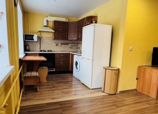 Продается двухкомнатная квартира, 42.6 м2, Екатеринбург, улица Лукиных, 4, Орджоникидзевский район