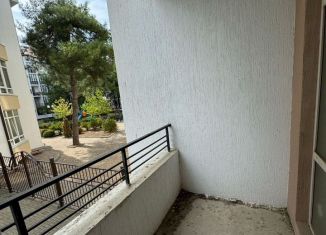 Продам 1-комнатную квартиру, 56 м2, Геленджик, Туристическая улица, 3к1, ЖК Лазурный