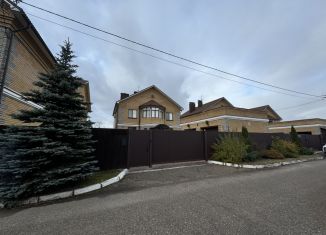 Продаю коттедж, 330 м2, посёлок городского типа Васильево, Радужная улица