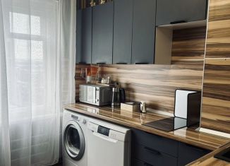 Сдача в аренду 1-ком. квартиры, 30 м2, Мурманск, улица Крупской, 12