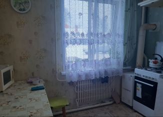 Продается 2-комнатная квартира, 40 м2, Таруса, улица Карла Либкнехта, 6