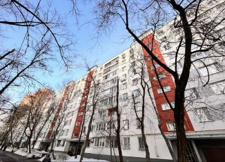 Продам 1-комнатную квартиру, 34 м2, Москва, Кировоградская улица, 24к3, метро Пражская