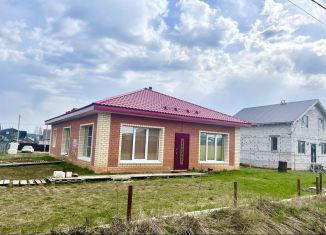 Продаю дом, 117 м2, деревня Столбово, улица Евгения Родионова, 9