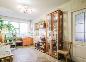 Продается 3-комнатная квартира, 68.5 м2, Санкт-Петербург, Московское шоссе, 8, метро Звёздная