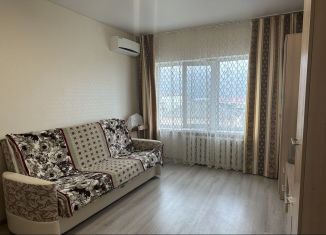 Продам 1-ком. квартиру, 30 м2, село Кабардинка, Геленджикская улица, 15