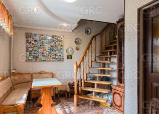 Многокомнатная квартира на продажу, 240 м2, Сочи, улица Яна Фабрициуса, 2/40, микрорайон Яна Фабрициуса