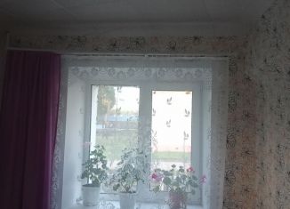 Продаю 2-ком. квартиру, 42 м2, Кирово-Чепецк, площадь Конституции