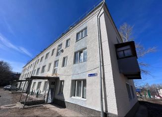 Продажа 2-комнатной квартиры, 37 м2, Вятские Поляны, Школьная улица, 49