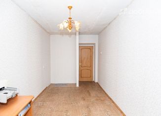 Продаю трехкомнатную квартиру, 58 м2, Екатеринбург, улица Тверитина, 16, улица Тверитина