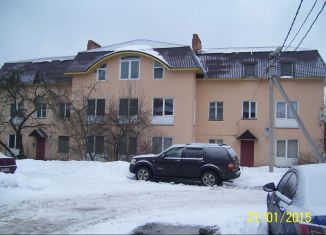 Аренда 2-комнатной квартиры, 62 м2, Гатчина, улица Профессора Русинова, 16