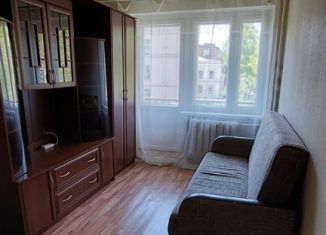 Сдаю в аренду 3-комнатную квартиру, 70 м2, Кронштадт, улица Юрия Инге, 11