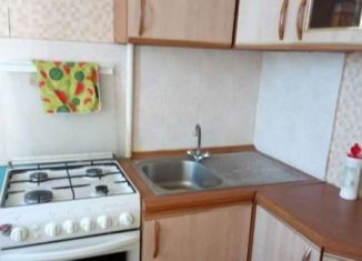 Продается двухкомнатная квартира, 45 м2, посёлок городского типа Безенчук, Центральная улица, 107