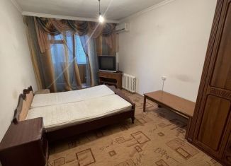 Продается 1-комнатная квартира, 32 м2, Нальчик, улица Калмыкова, 233, район Дубки