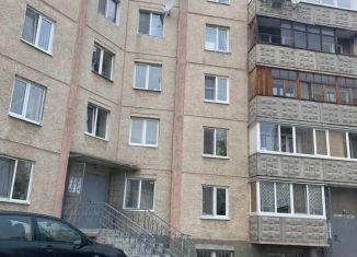 Продажа четырехкомнатной квартиры, 75.3 м2, Заречный, улица Курчатова, 31к3