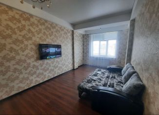 Сдам однокомнатную квартиру, 46 м2, Дагестан, улица М. Халилова, 30А