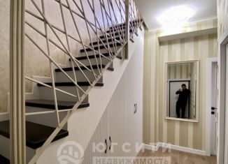 Аренда четырехкомнатной квартиры, 160 м2, Анапа, улица Кати Соловьяновой, 199