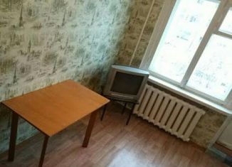 Сдается в аренду комната, 10 м2, Усть-Илимск, улица Героев Труда, 9