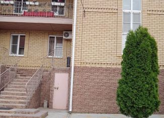 Аренда 2-комнатной квартиры, 46 м2, Астраханская область, 2-я Лиственная улица, 10