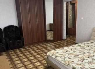 Сдается в аренду 1-комнатная квартира, 39 м2, Свердловская область, улица Мира, 32