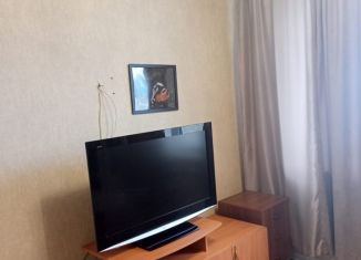 Сдается в аренду однокомнатная квартира, 43 м2, Кемеровская область, Космическая улица