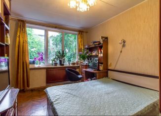 Продается 4-комнатная квартира, 60.3 м2, Санкт-Петербург, проспект Славы, 30к4, муниципальный округ Купчино