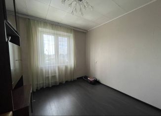3-комнатная квартира на продажу, 65 м2, Серпухов, Российская улица, 48