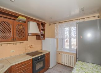 4-комнатная квартира на продажу, 72 м2, Челябинск, Комсомольский проспект, 74