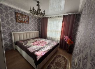 Сдается в аренду двухкомнатная квартира, 50 м2, Дагестан, улица Расулбекова, 21