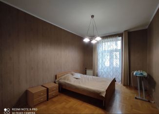 Сдаю 3-комнатную квартиру, 98 м2, Вологодская область, улица Сталеваров, 56