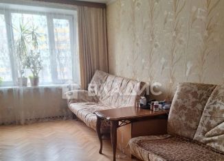Продажа трехкомнатной квартиры, 60 м2, Московская область, Реутовская улица, 14
