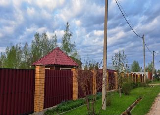 Земельный участок на продажу, 6 сот., деревня Дмитровка, Полевая улица, 6