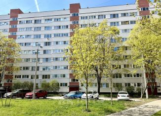 Продается 3-комнатная квартира, 59.4 м2, Санкт-Петербург, улица Добровольцев, 38