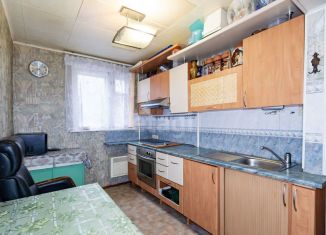 Продается 2-комнатная квартира, 42.8 м2, Екатеринбург, Кировградская улица, 34, метро Машиностроителей