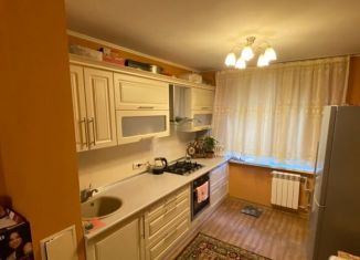 Продается 3-ком. квартира, 80 м2, посёлок городского типа Мирный, улица Сырникова, 29