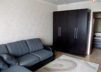 Сдается в аренду 1-комнатная квартира, 37 м2, Екатеринбург, Советская улица, 41