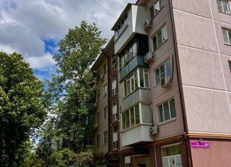 Продаю 2-комнатную квартиру, 43.8 м2, Краснодар, улица Гагарина, 61