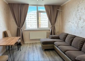 Продажа 3-ком. квартиры, 58 м2, Оренбург, улица Неплюева, 5