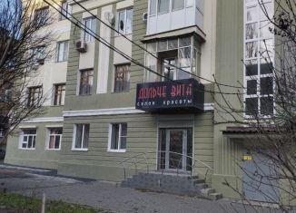 Торговая площадь на продажу, 45.9 м2, Шахты, улица Ленина, 174